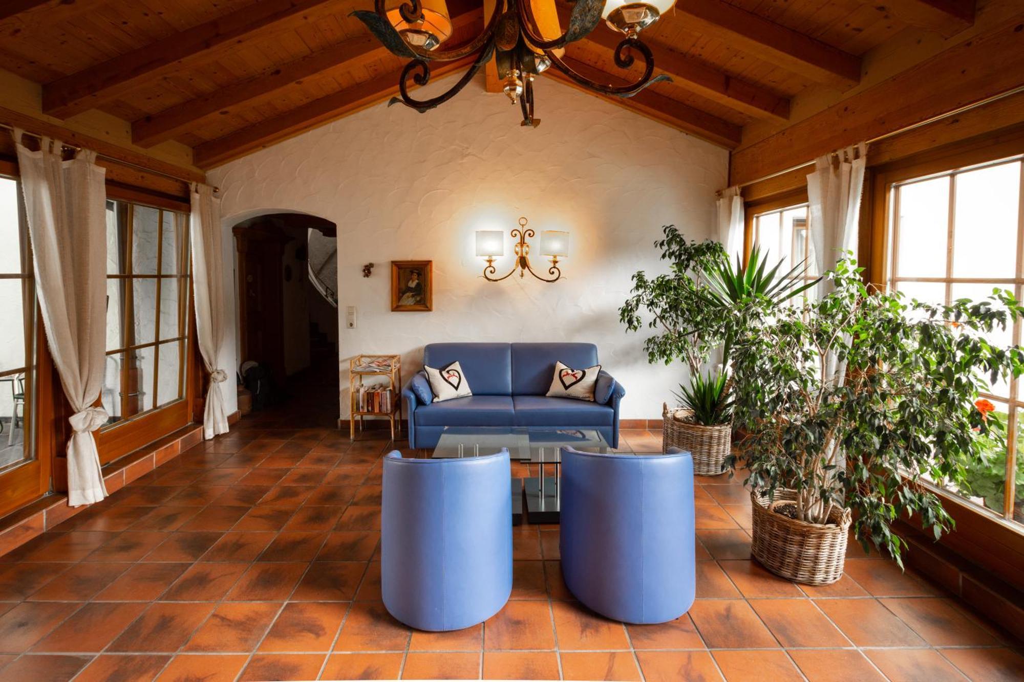Bed and Breakfast Haus Garden Элльмау Экстерьер фото