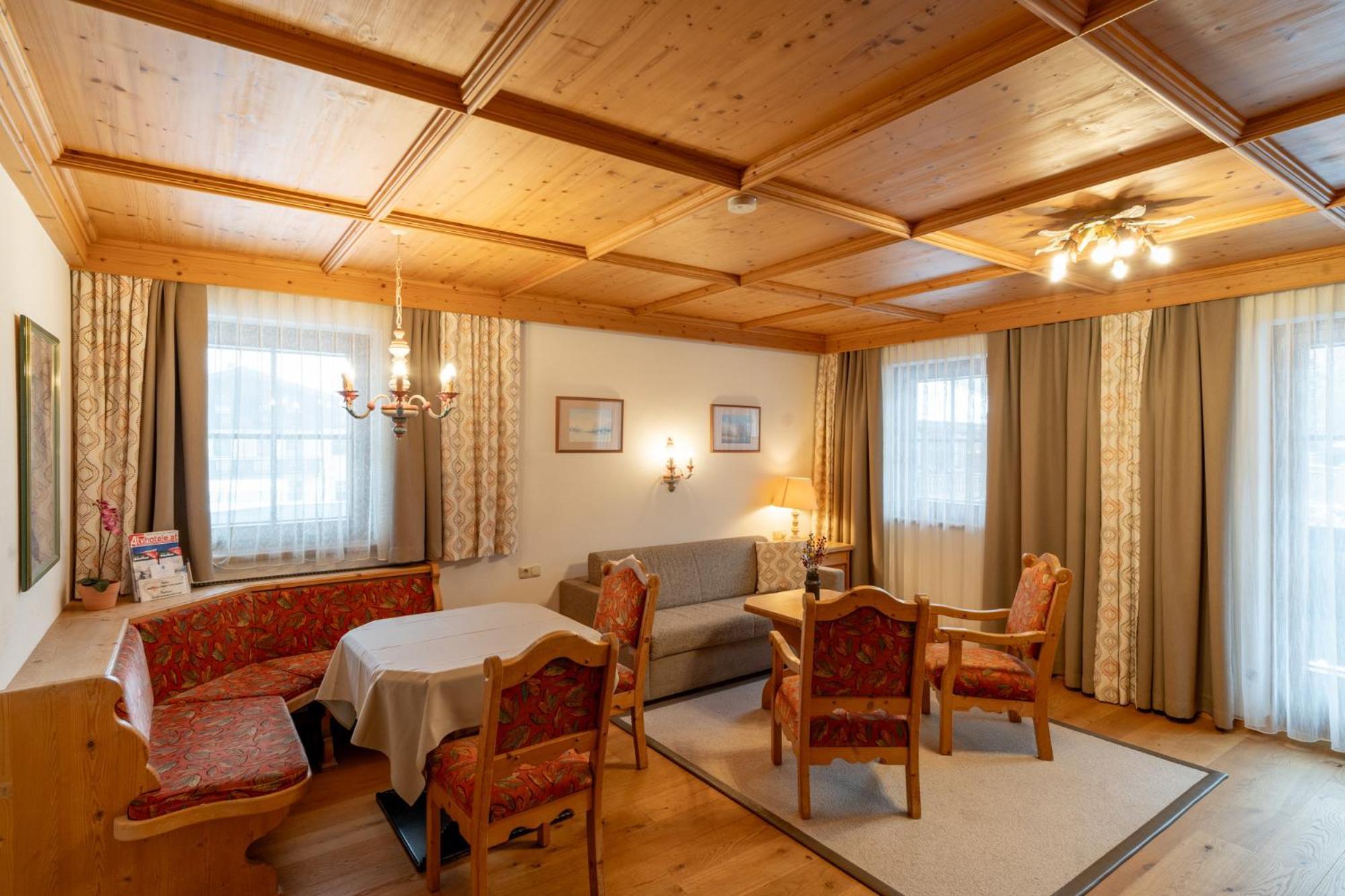 Bed and Breakfast Haus Garden Элльмау Экстерьер фото